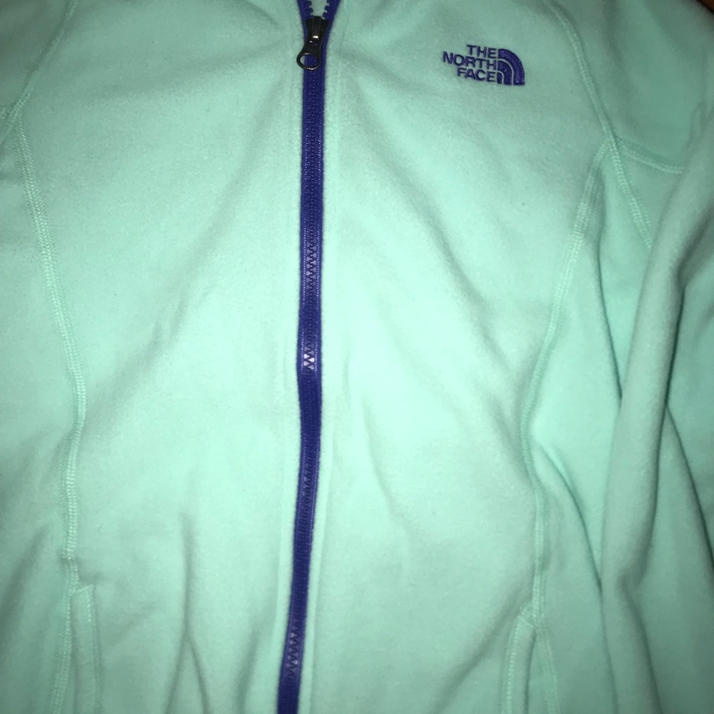 The north face girls fleece - Picture 2 of 3
